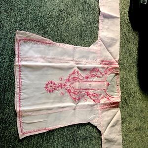 Children’s Indian tunic top. Pale pink with dark pink and light pink detail.